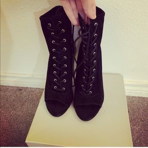 Steven Madden boots